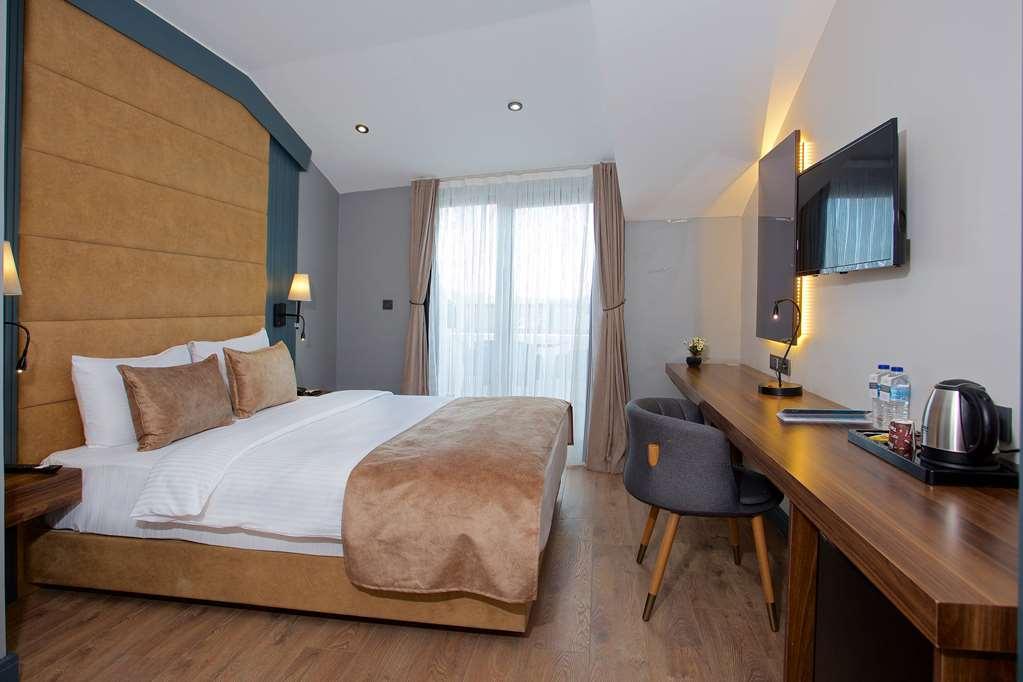 Istanbul New Airport Hotel Room photo